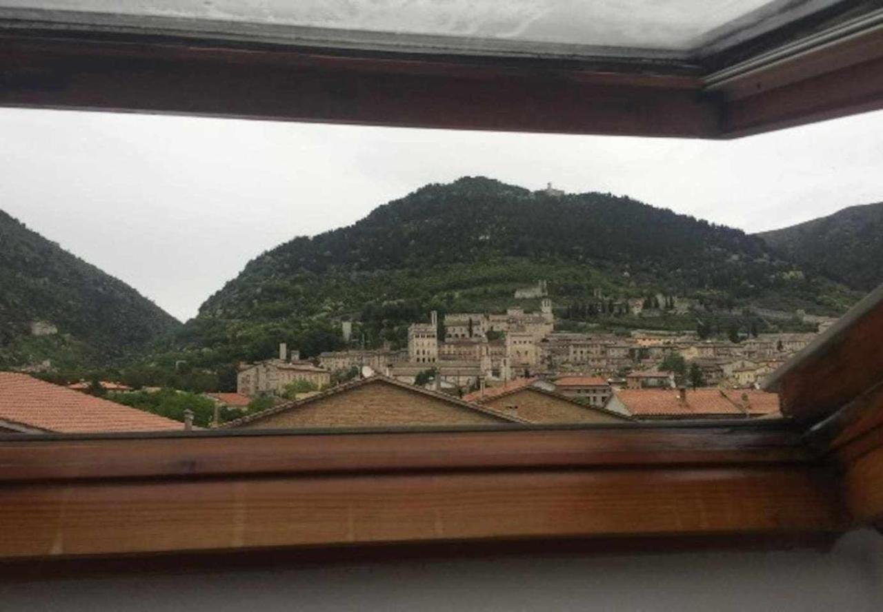 Milordo Gubbio Apartment Luaran gambar