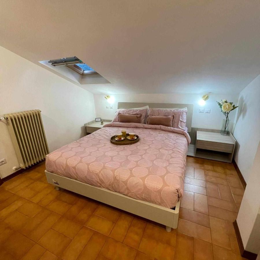 Milordo Gubbio Apartment Luaran gambar